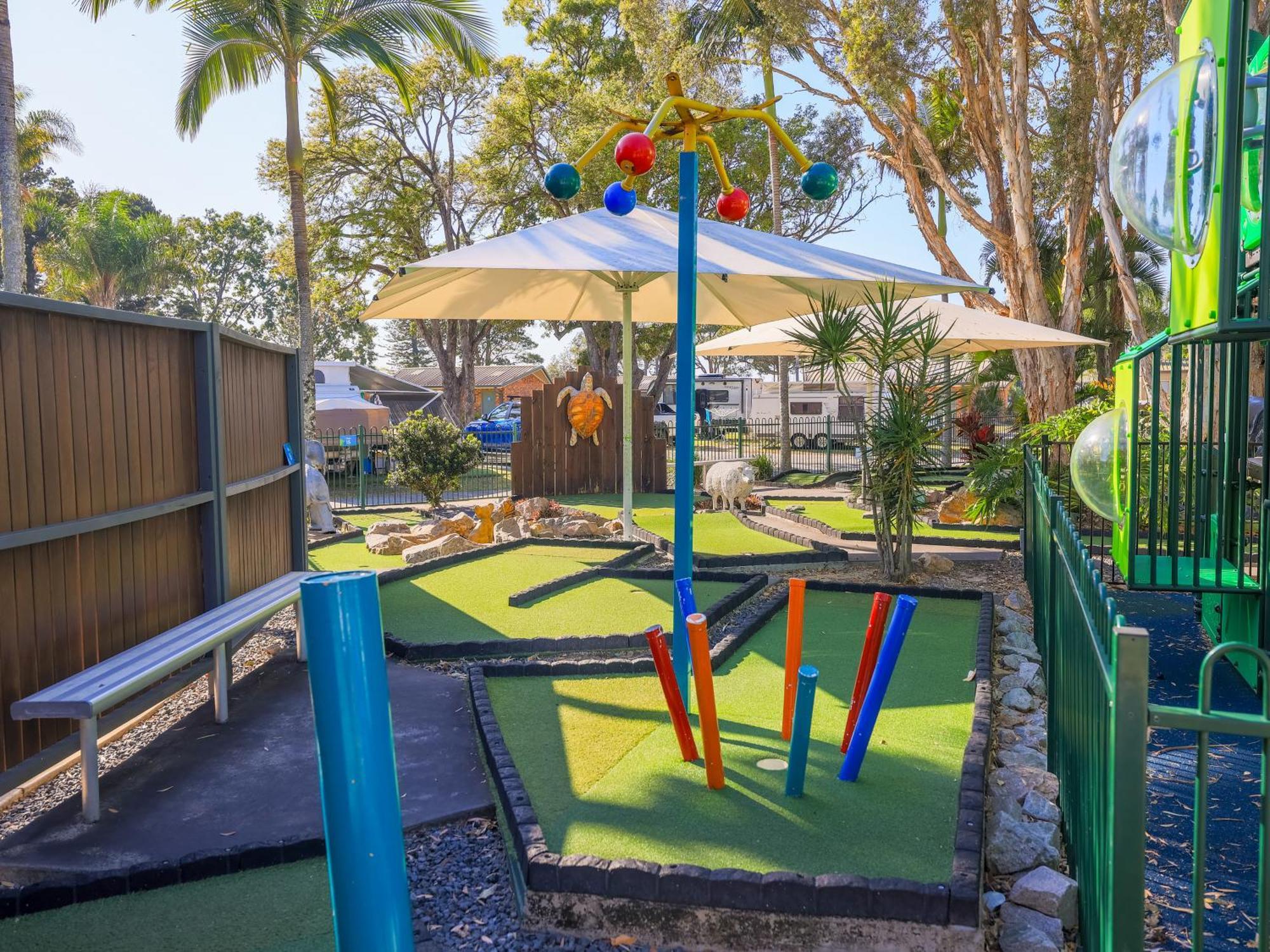 Nrma Blue Dolphin Yamba Holiday Resort Esterno foto