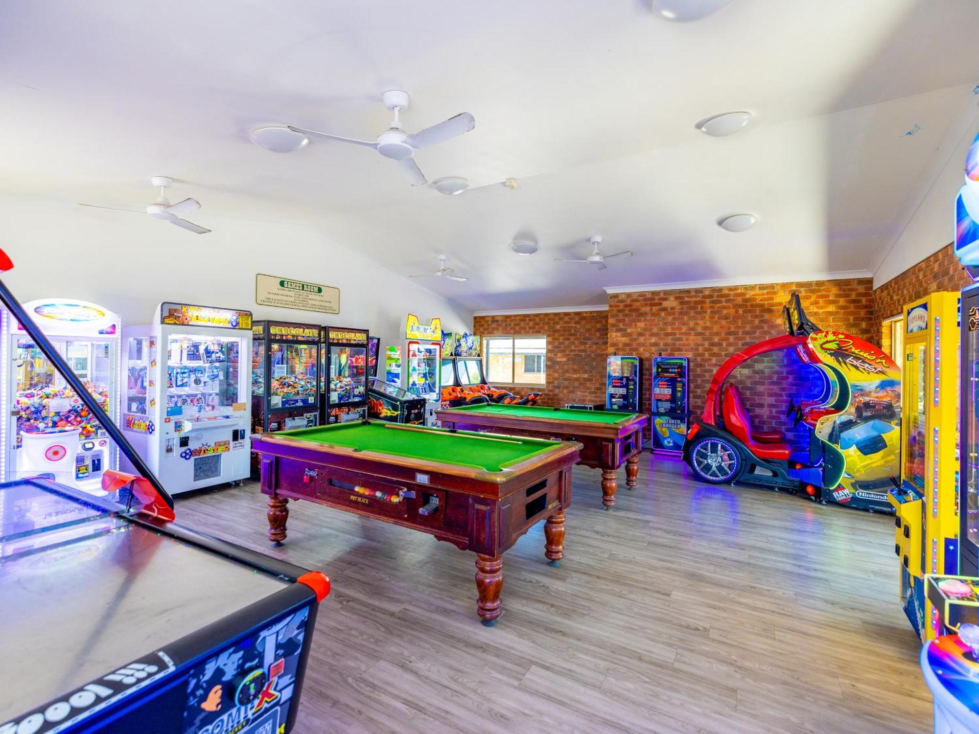 Nrma Blue Dolphin Yamba Holiday Resort Esterno foto