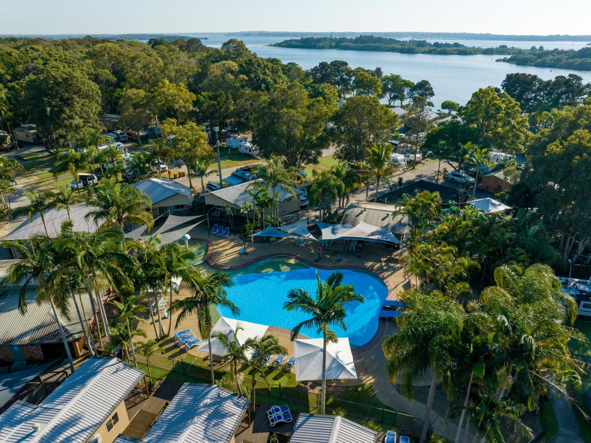 Nrma Blue Dolphin Yamba Holiday Resort Esterno foto